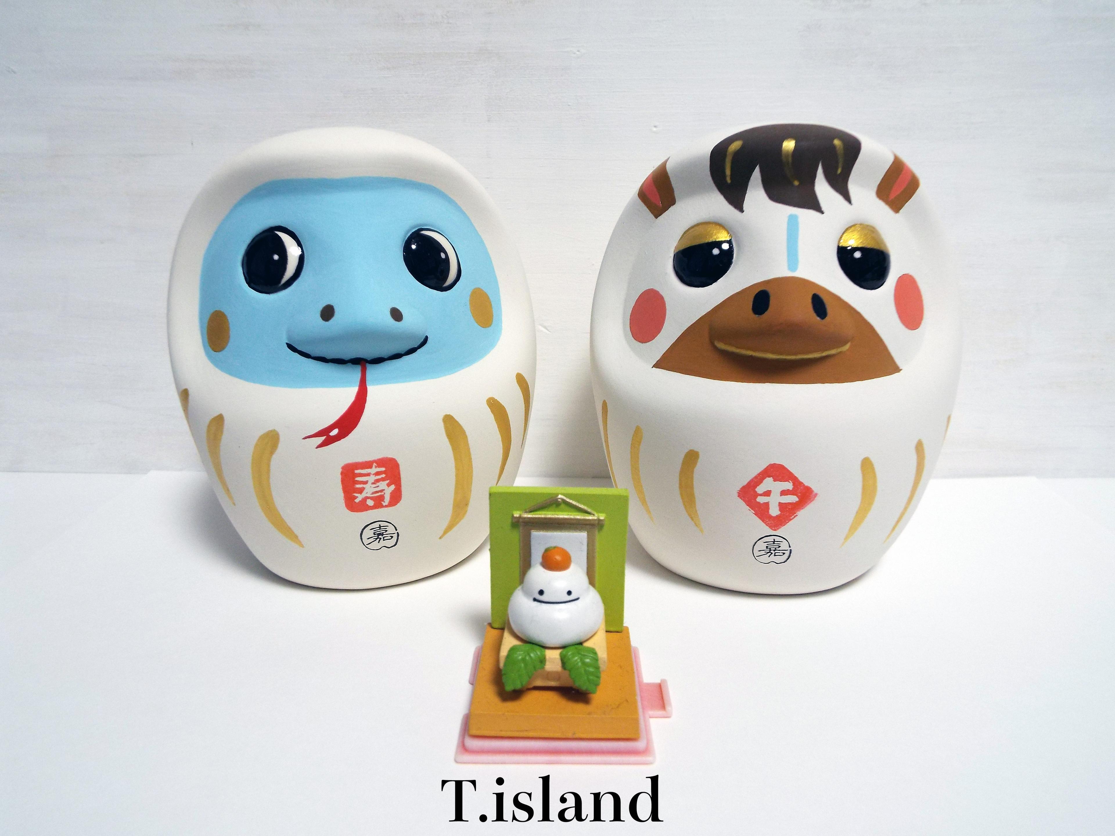 「福袋」＊ゆく年くる年だるま素焼き貯金箱「巳年」感謝と「午年」ご多幸を！＊〜送料無料